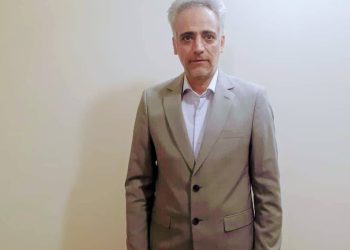 گفتگو با محمد بشیری گودرزی رئیس انجمن جهانی تجارت سنگ‌های قیمتی