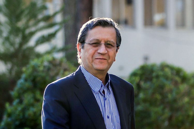 وزیر اقتصاد: مشکل تسهیلات مسکن را در شورای عالی مسکن بررسی میکنیم