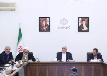 تاکید عارف بر «انضباط مالی» در هزینهکرد منابع مولدسازی